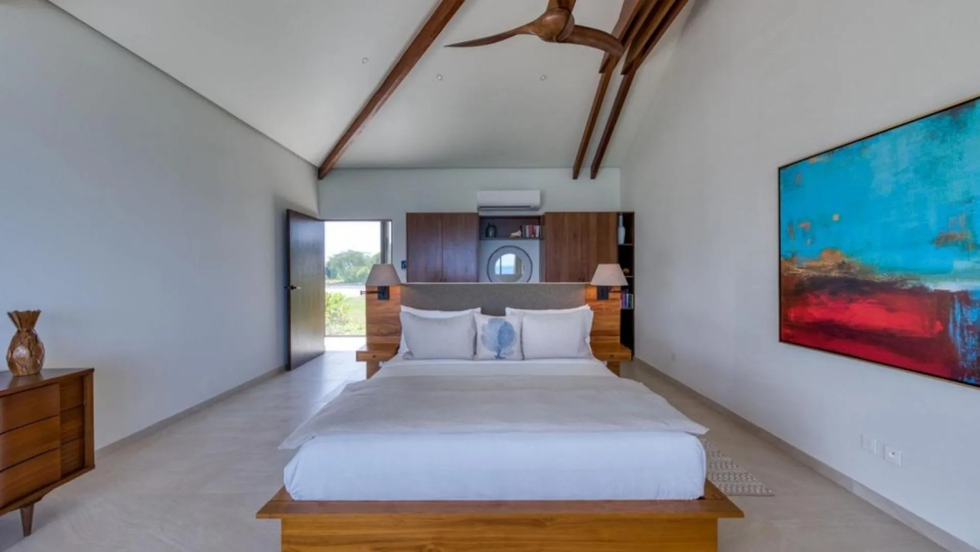 Spectacular 5Br Luxury Villa With Infinity Pool Les Terres Basses