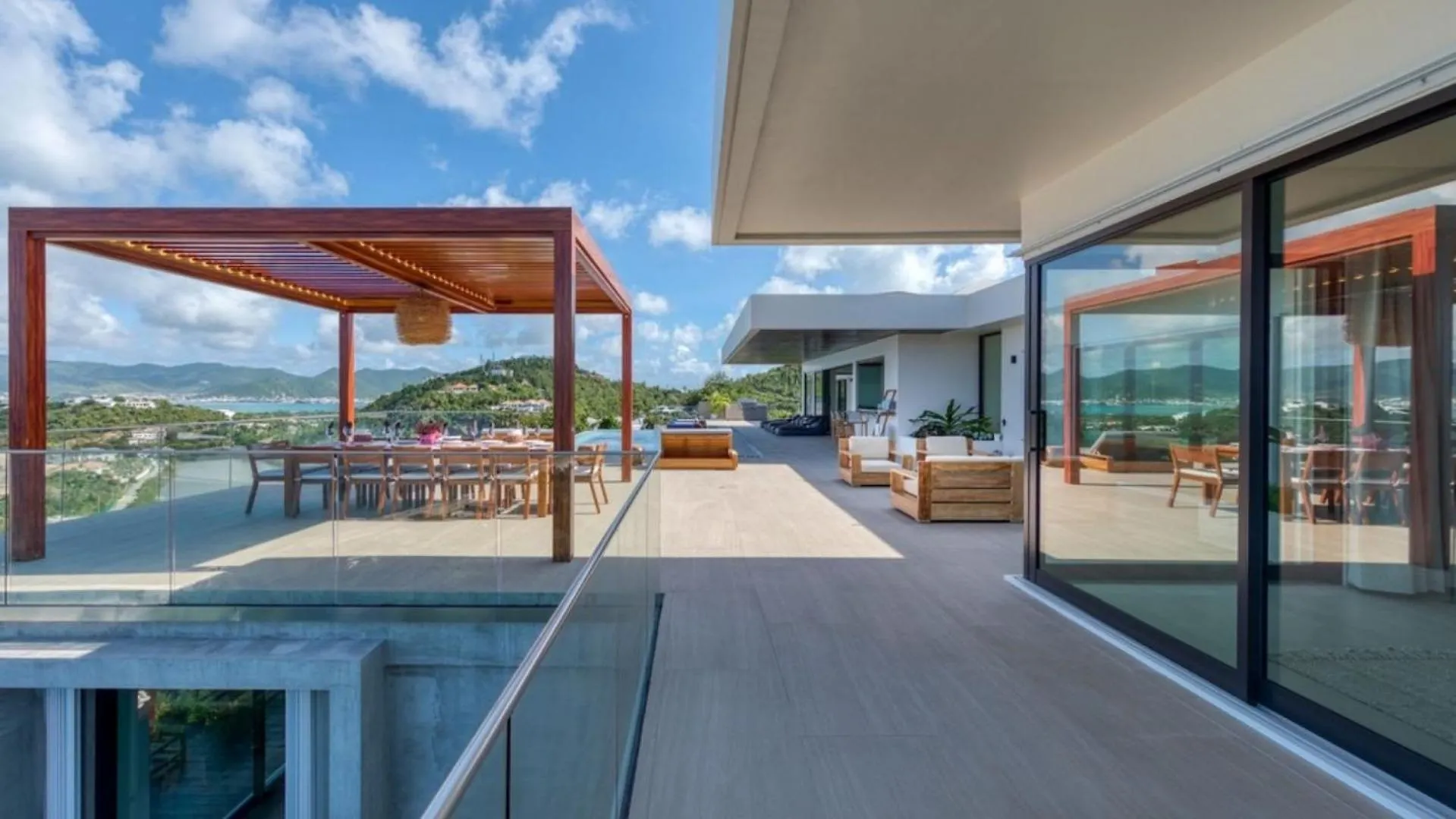 Spectacular 5Br Luxury Villa With Infinity Pool Les Terres Basses
